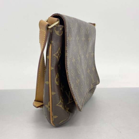 LOUIS VUITTON Authentic Brown Monogram Shoulder Bag
